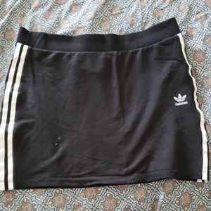 Adidas mini skirt